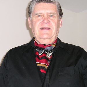 Meet your Posher, Bruce